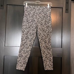 ATHLETA Salutation Stash Pocket ll Tights Size S [7/8]